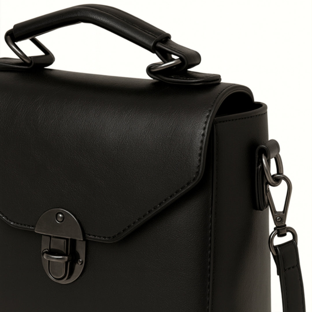 Mini Corinne Noir – MONTS
